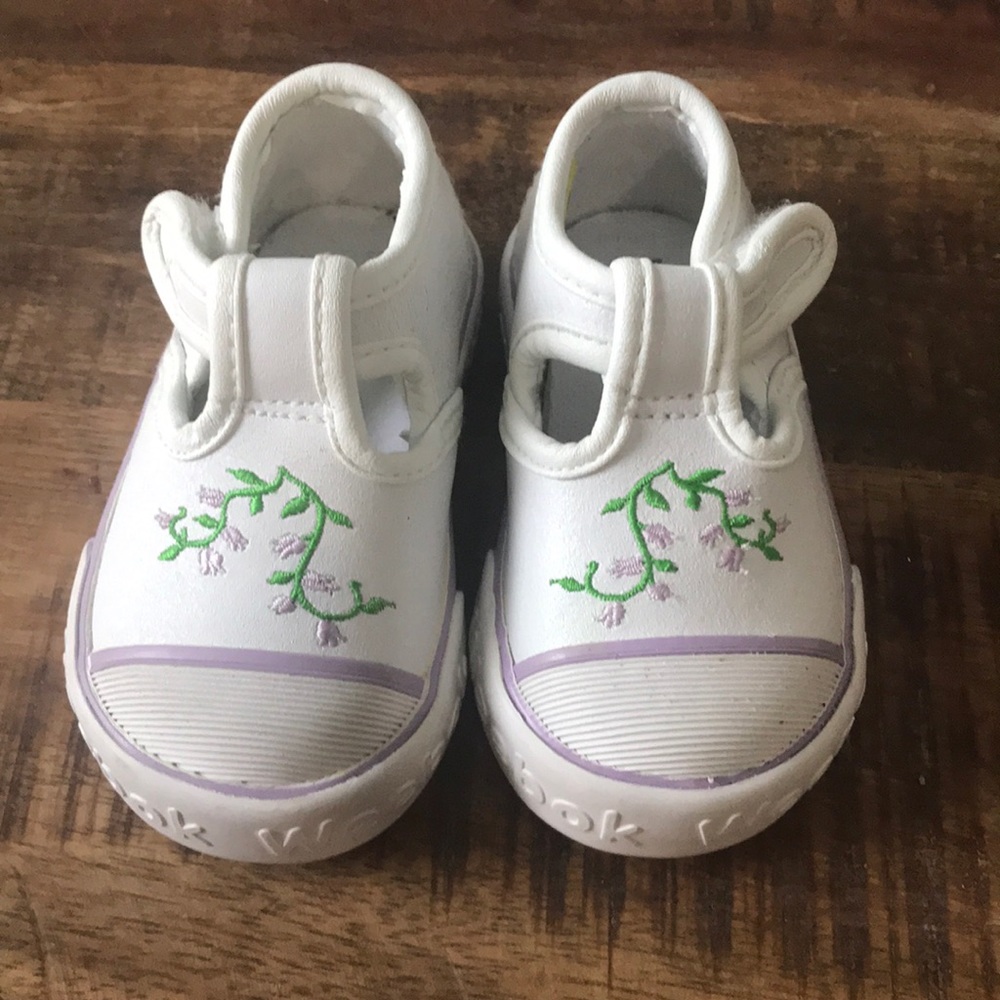 Weebok floral size 2 shoes girls - Picture 2 of 5